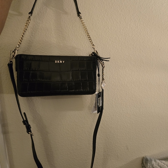 💐DKNY NWT 100%  Black croc- leather cross body bag💐 - Picture 7 of 10